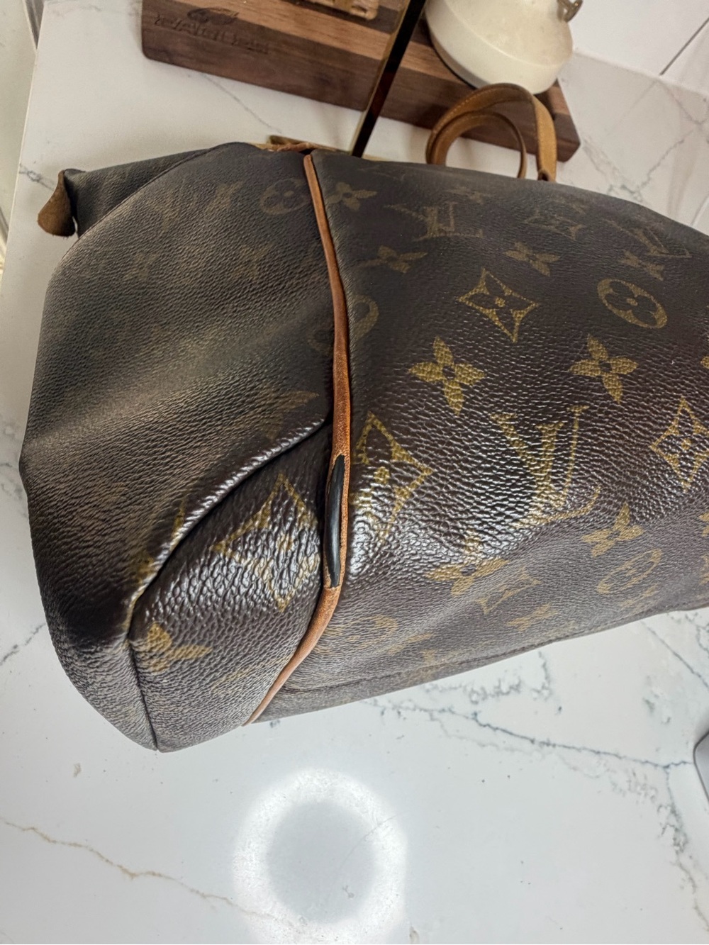 Louis Vuitton Totally MM (authentic) - Picture 6 of 8